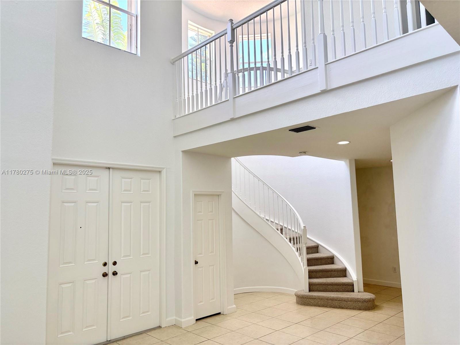 10514 Galleria St, Wellington, Florida image 2