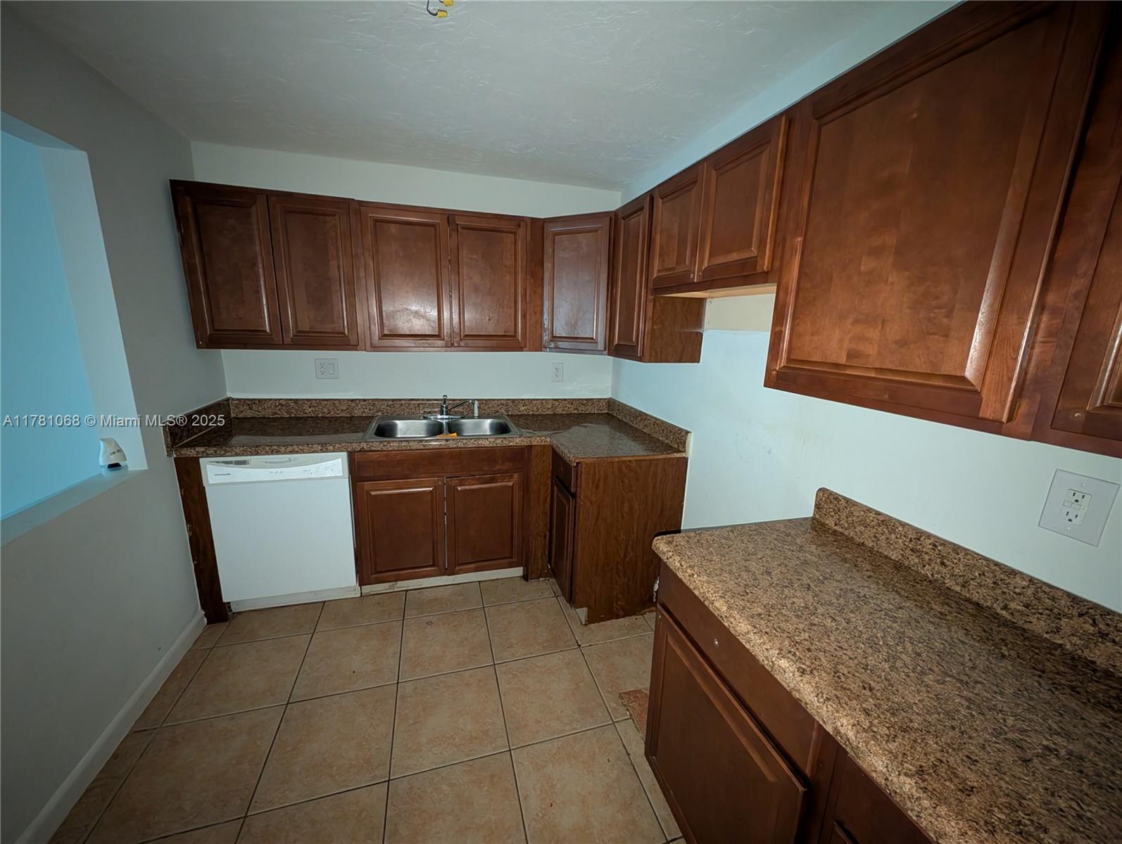 4122 NW 88th Ave #103, Coral Springs, Florida image 5