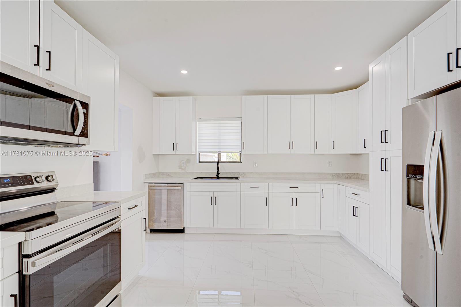 175 NE 120th St, North Miami, Florida image 20