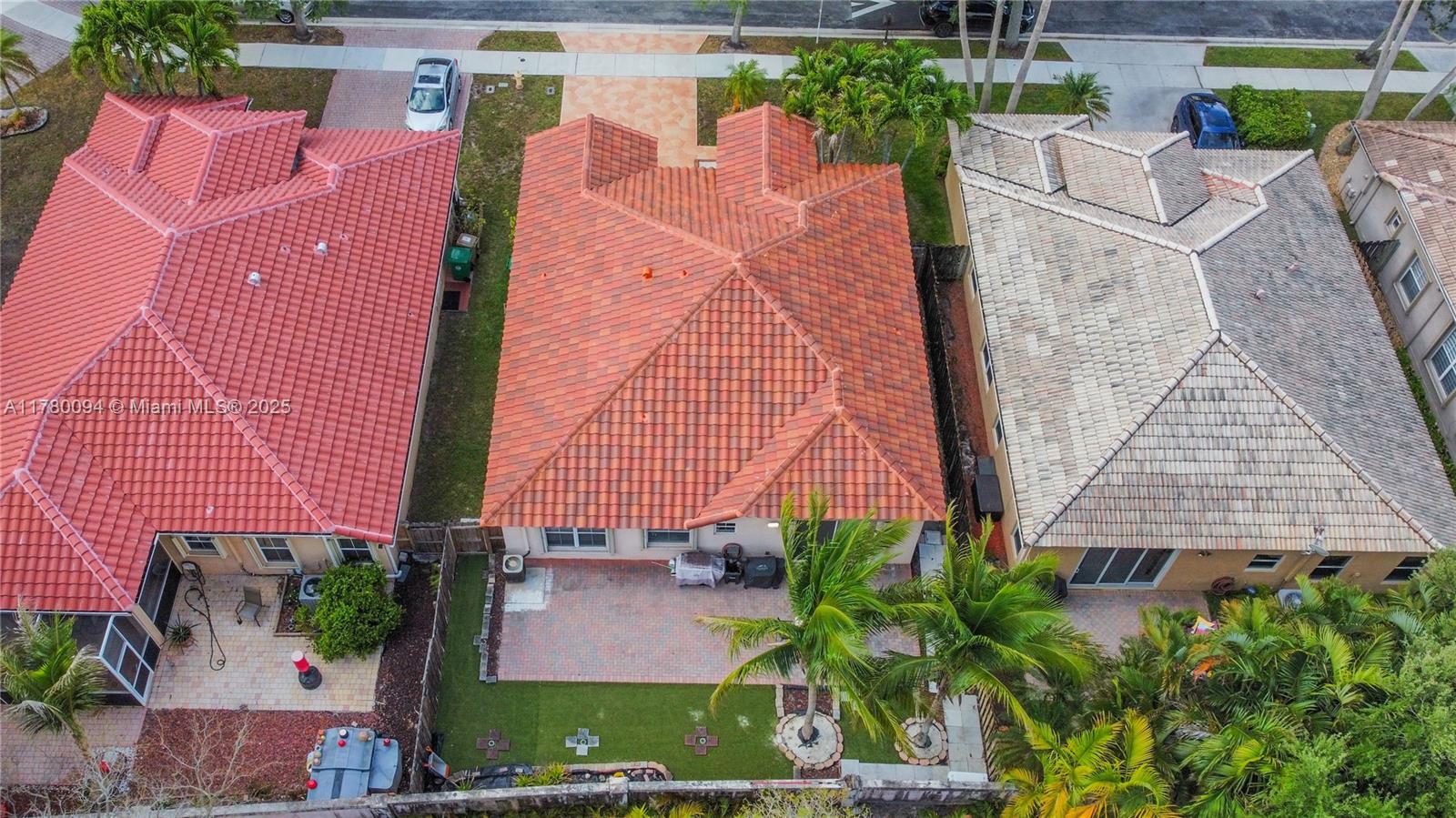 14261 N Royal Cove Cir, Davie, Florida image 19