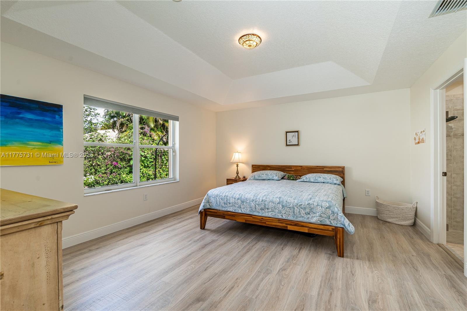 Listing Photo 14