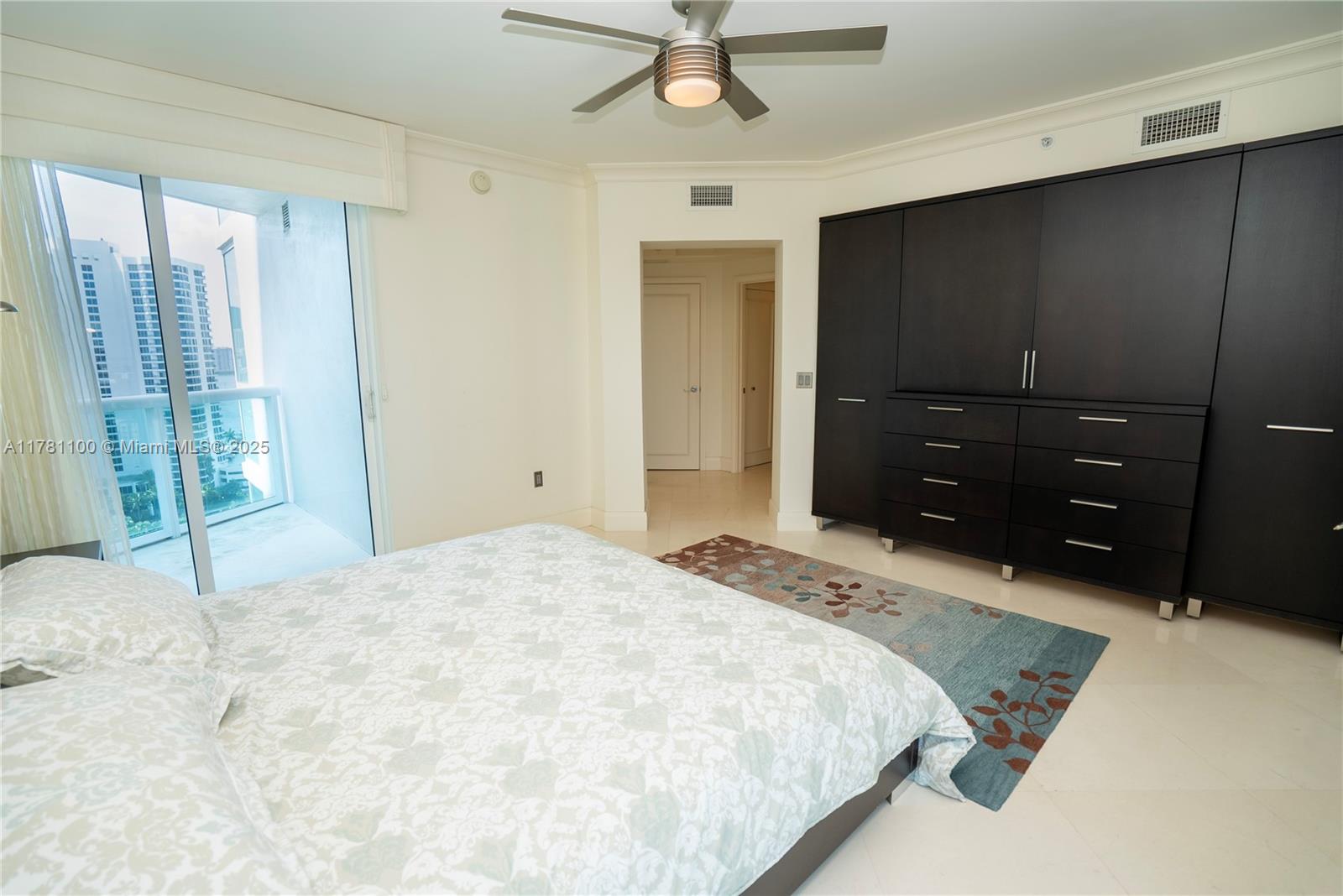 19400 Turnberry Way #1732, Aventura, Florida image 9