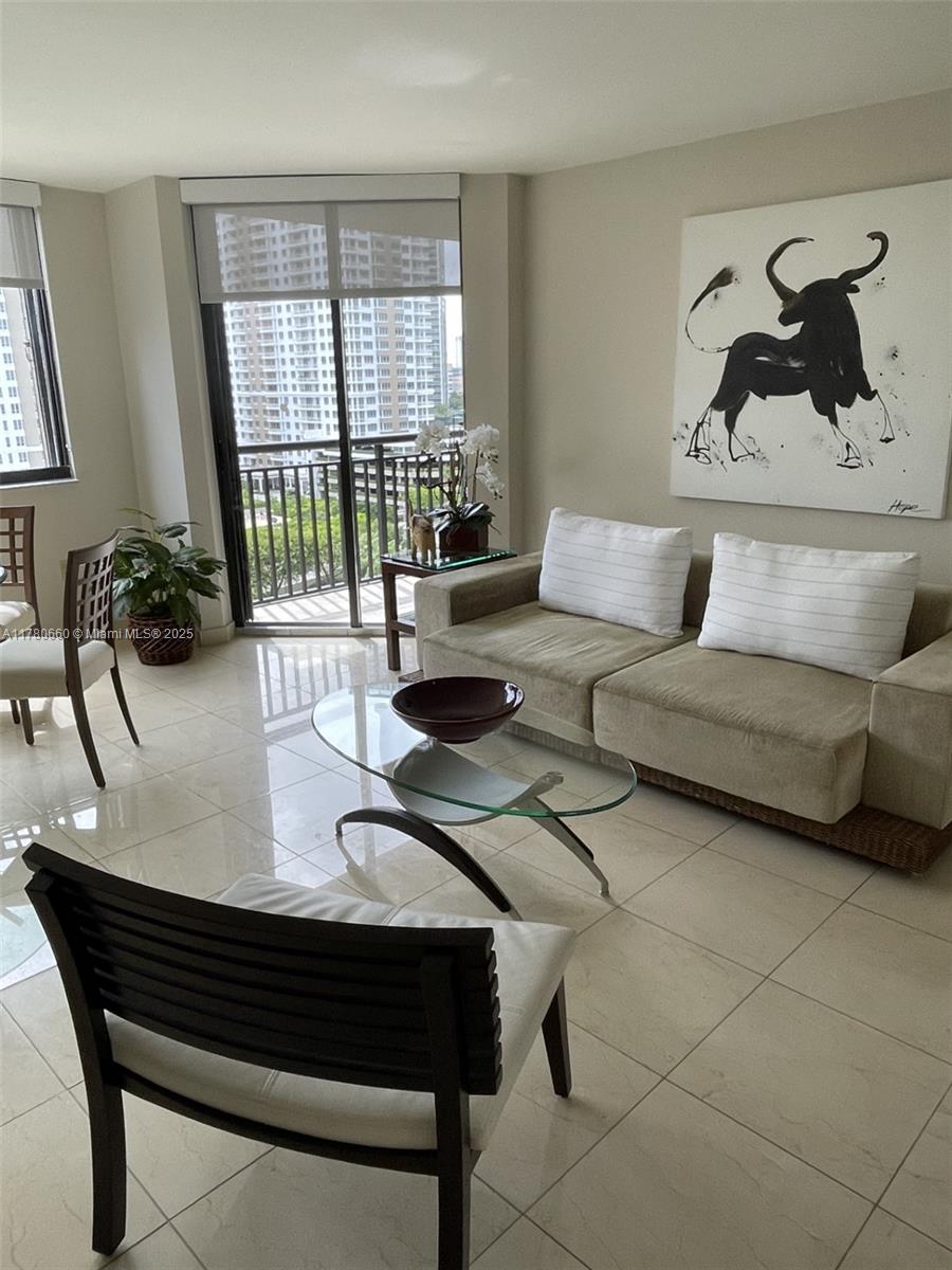 Condo for Rent in Miami, FL
