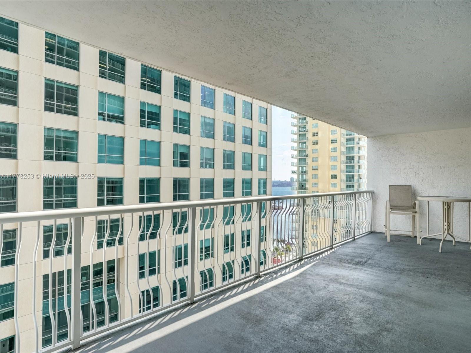Listing Photo 12