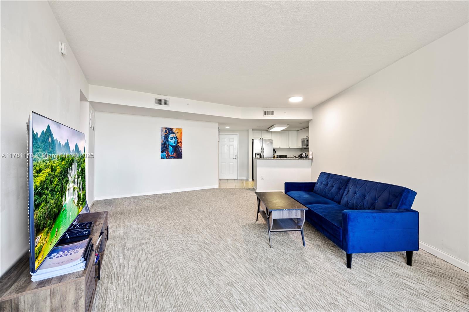 19501 W Country Club Dr #2106, Aventura, Florida image 3