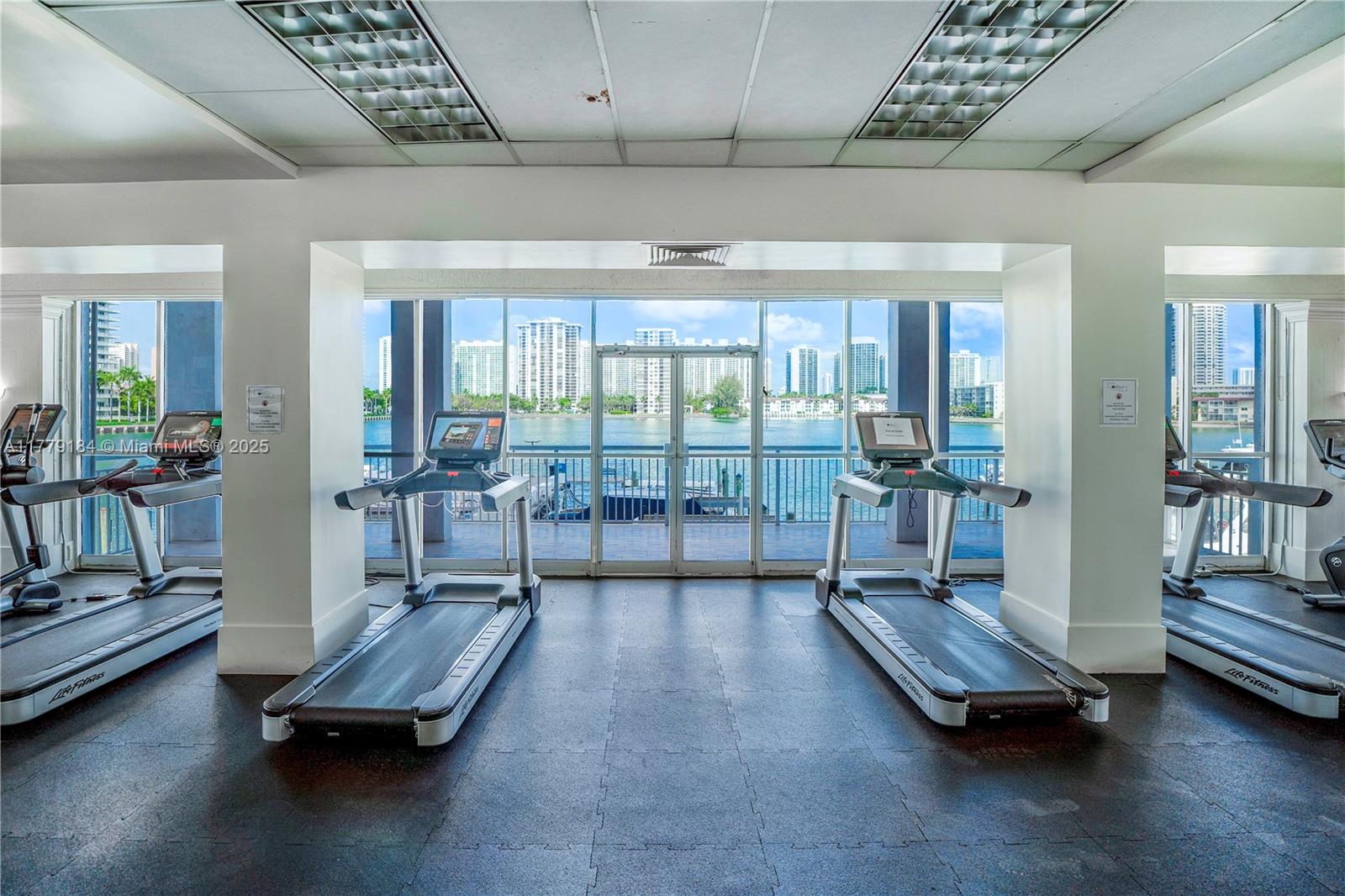 18031 Biscayne Blvd #1904, Aventura, Florida image 11