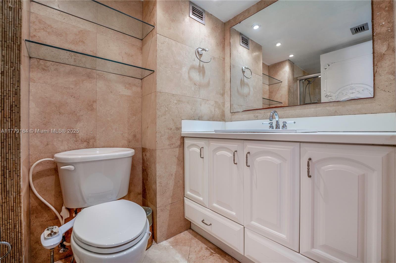 18031 Biscayne Blvd #1904, Aventura, Florida image 23