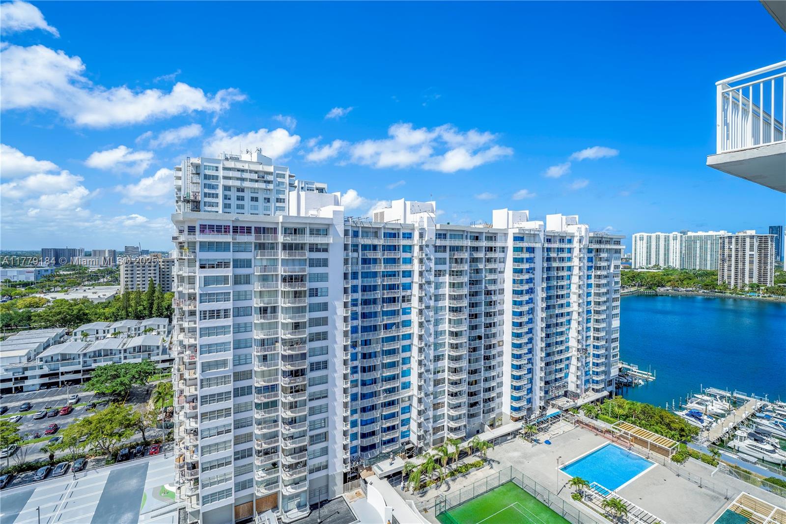 18031 Biscayne Blvd #1904, Aventura, Florida image 28