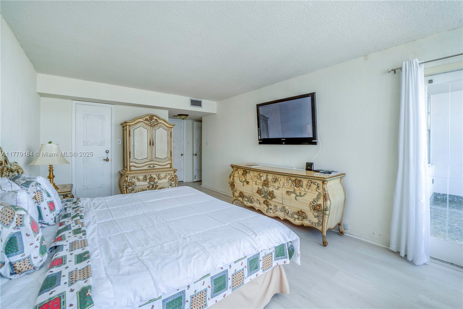 18031 Biscayne Blvd #1904, Aventura, Florida image 31