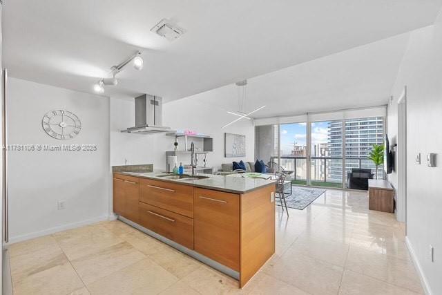 Luxury 1BD/1BA condo in the heart of Brickell! This high-end residence offers modern finishes, stunning city views, and access to world-class amenities. Ideal for investors—currently generating over $8K/month on Airbnb with high occupancy and 5-star reviews. Prime location steps from Brickell City Center, fine dining, nightlife, and transit. No rental restrictions—short-term approved! Fully furnished and turn-key. Don’t miss this income-producing gem in Miami’s most desirable neighborhood.