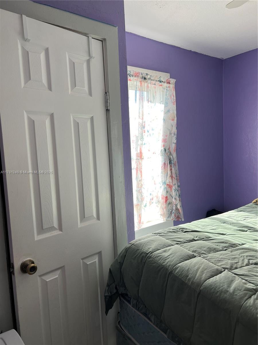 1023 N 25th Ave, Hollywood, Florida image 5