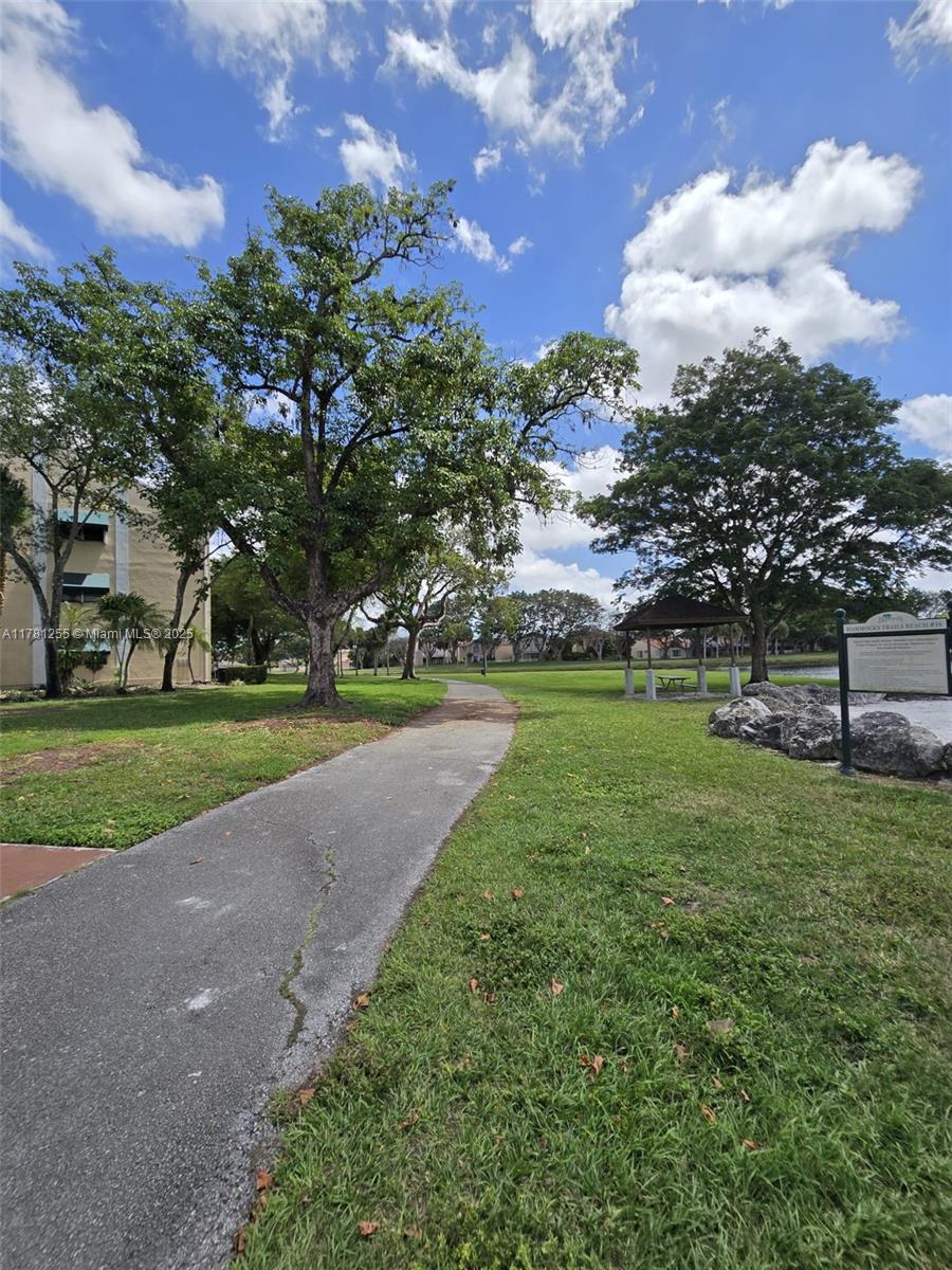 Listing Photo 22