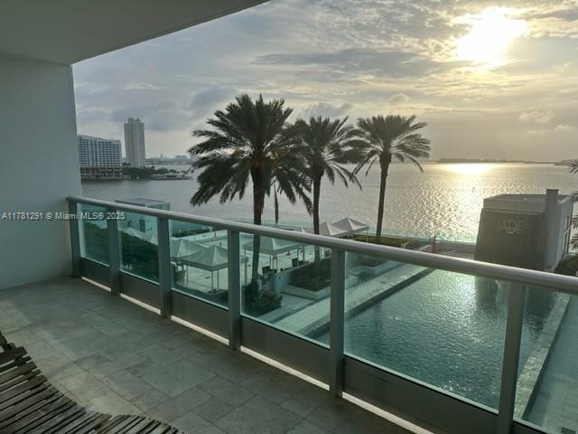 1331 Brickell Bay Dr #907, Miami FL 33131