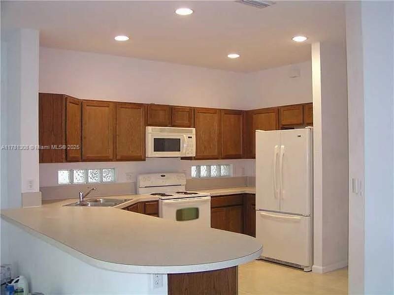 Property photo # 3