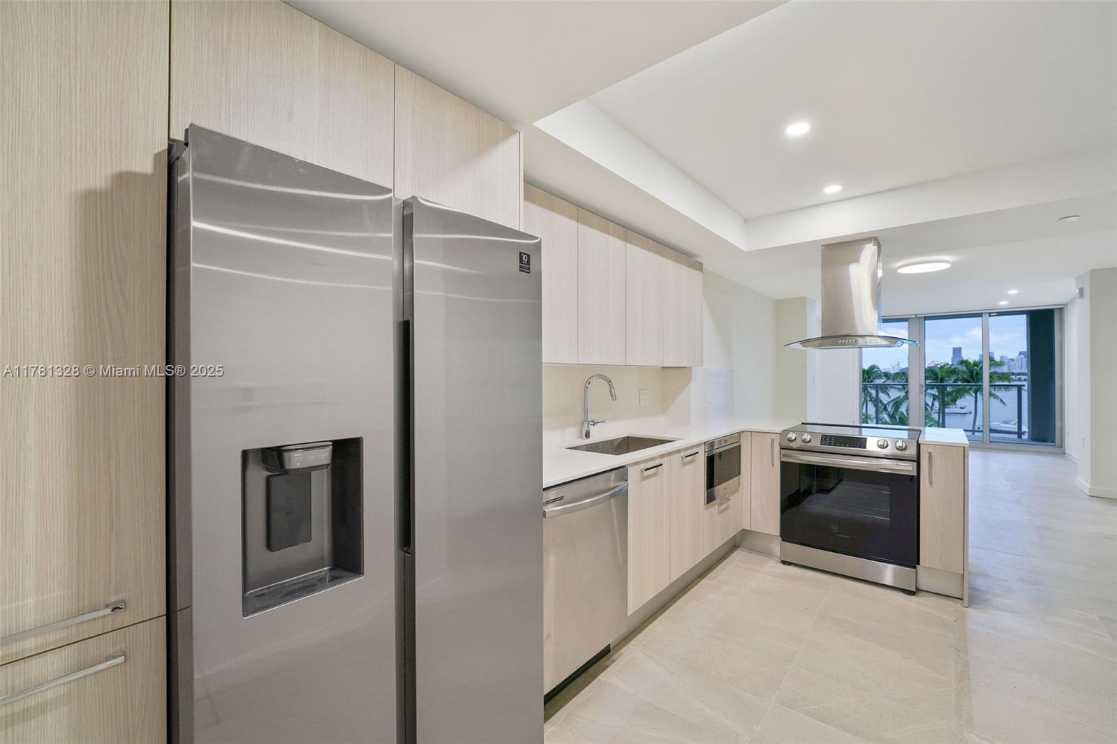 Property photo # 4