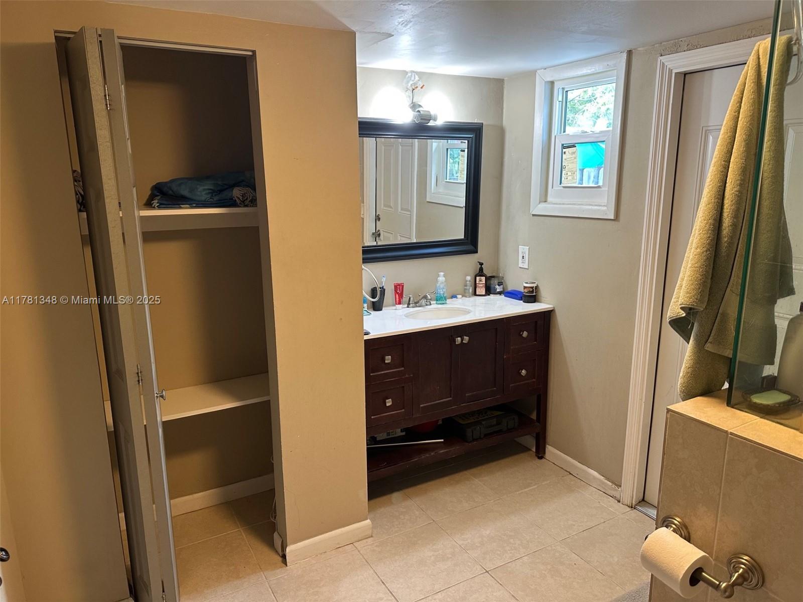 6110 NW 16th St, Sunrise, Florida image 11