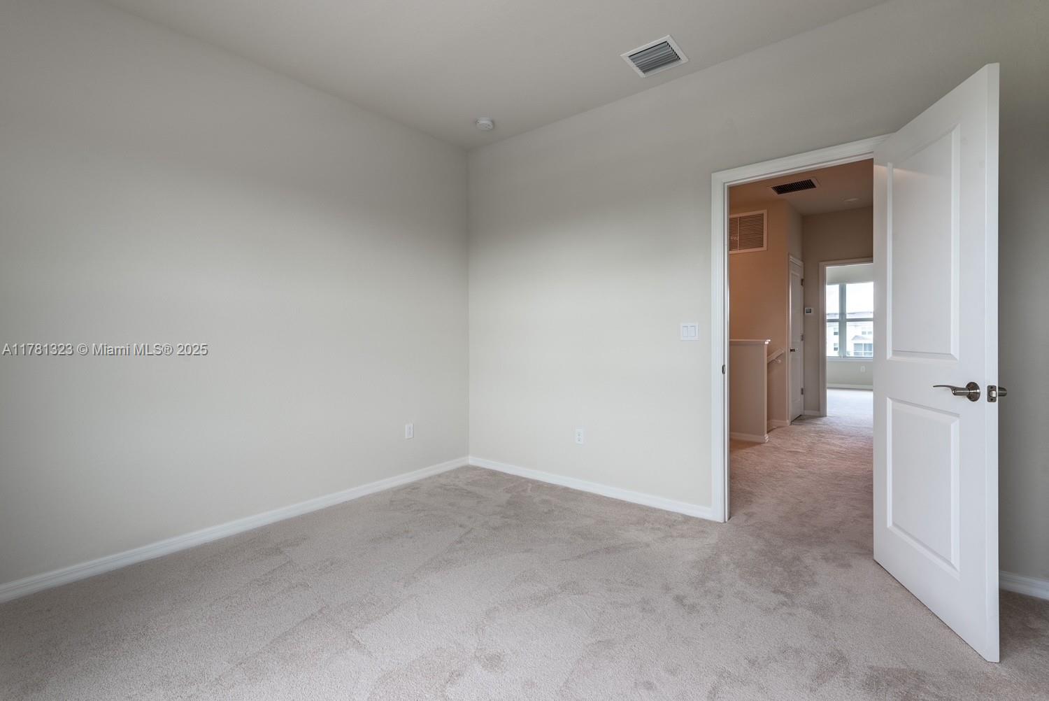 4974 Greenway Dr, Hollywood, Florida image 26