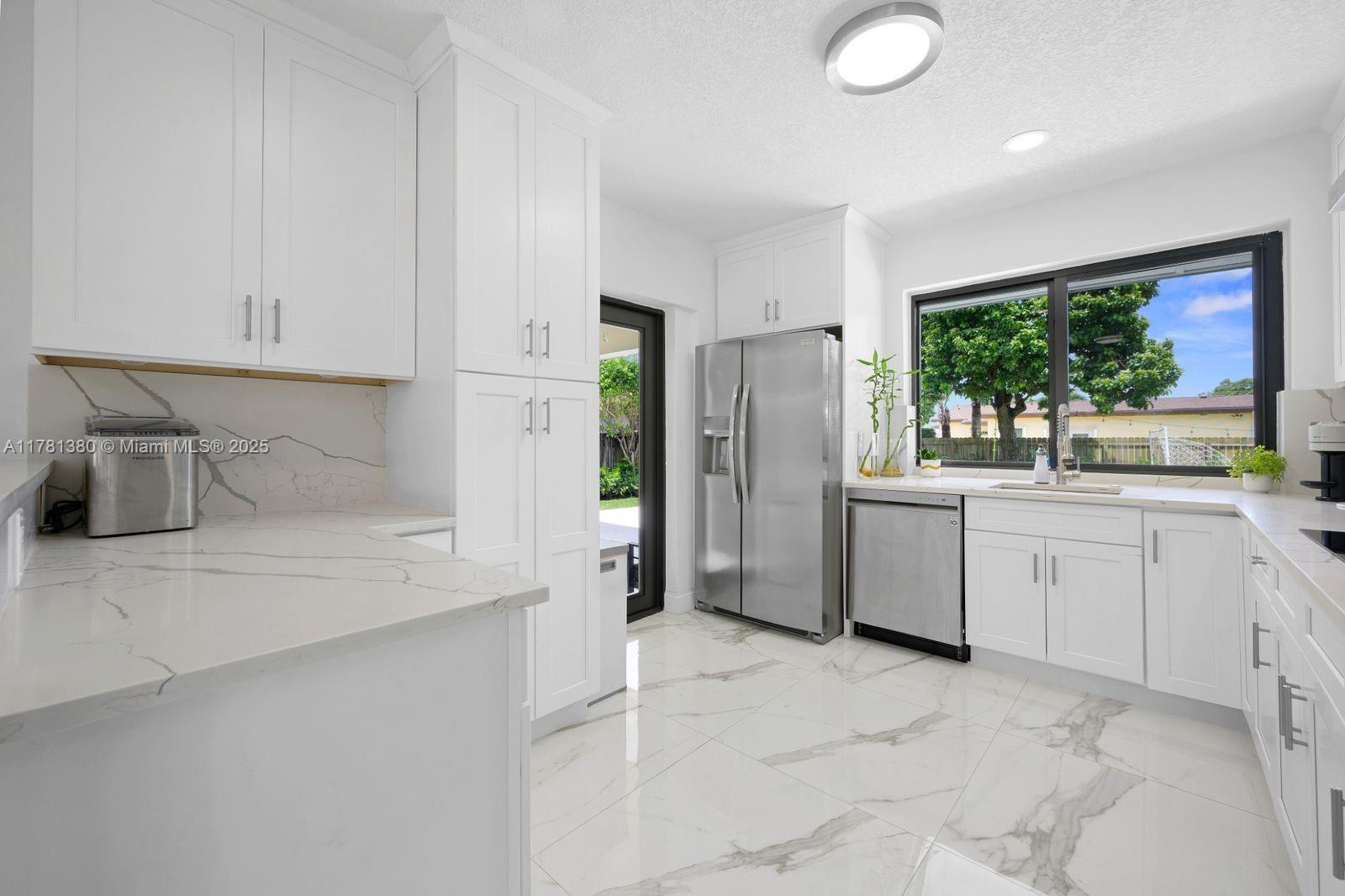 1951 NE 187th Dr, North Miami Beach, Florida image 11