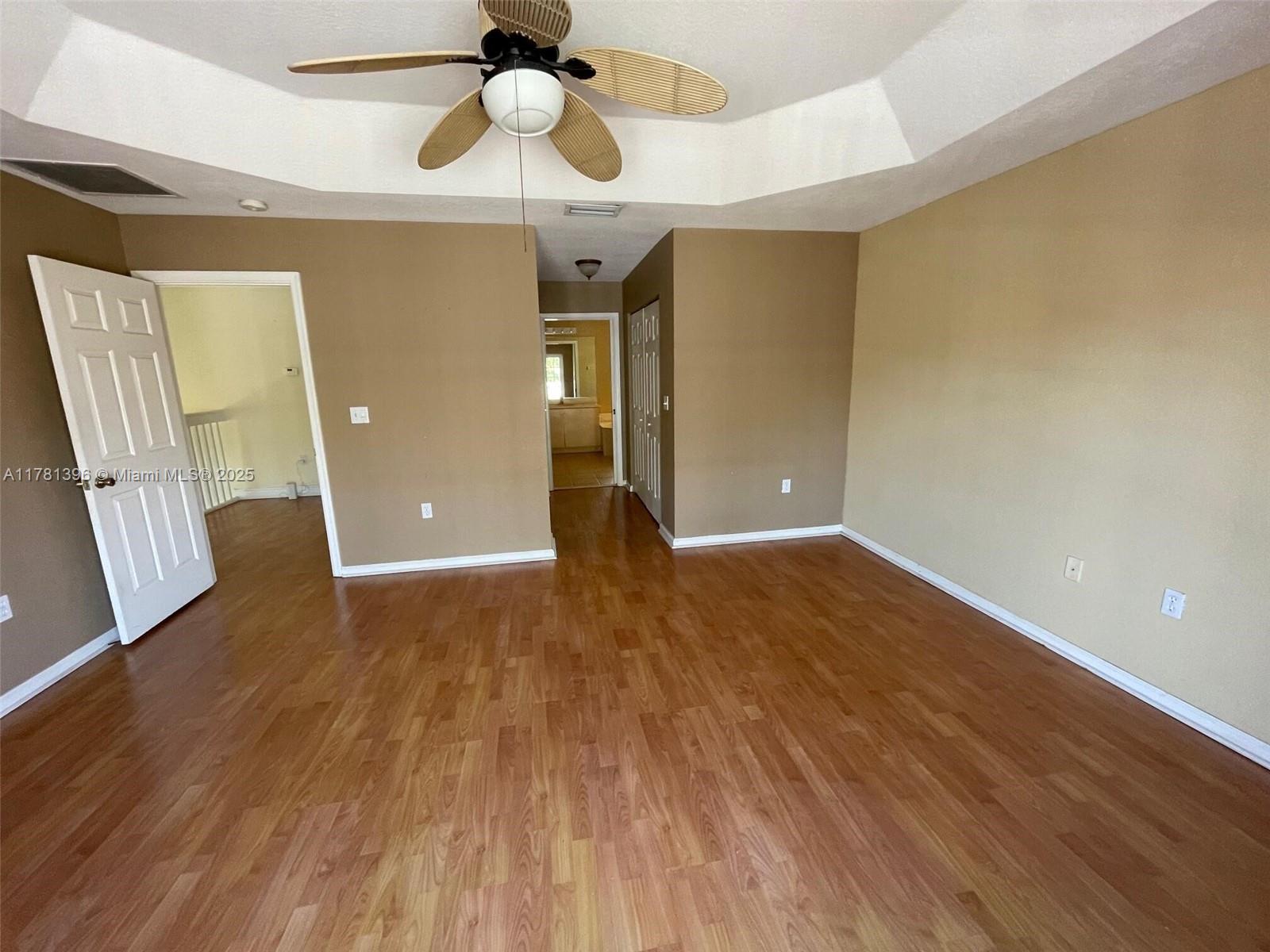 Listing Photo 17