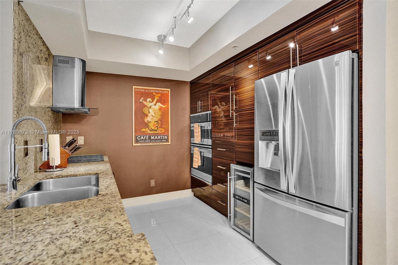 325 S Biscayne Blvd #2519, Miami, Florida image 25