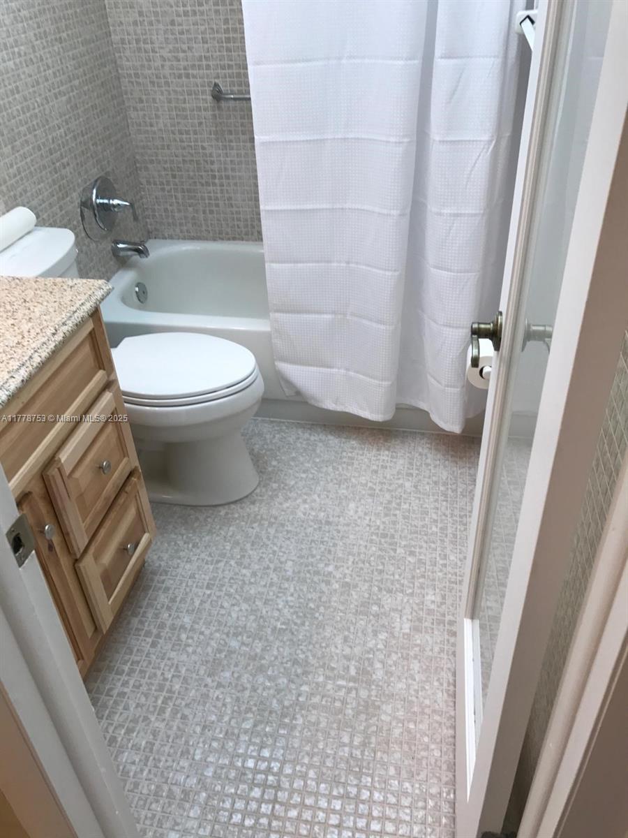 160 SW 30th Ave #104A, Miami, Florida image 13