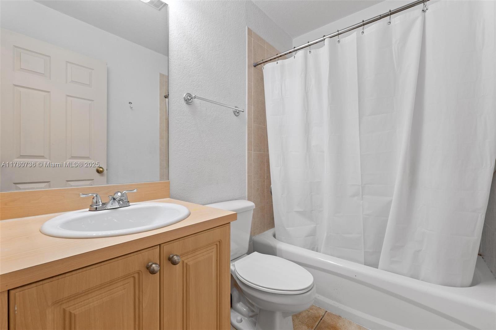 4866 NW 114th Ct, Doral, Florida image 35