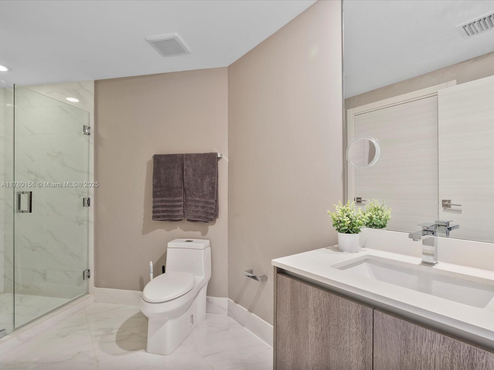 801 S Miami Ave #1905, Miami FL 33130