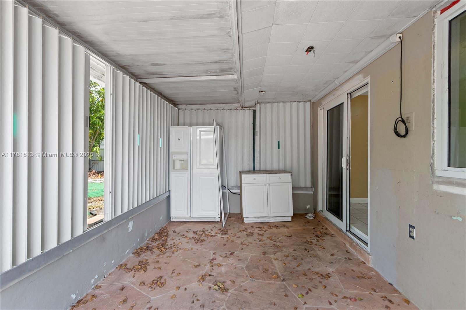 7525 Garfield St, Hollywood, Florida image 25