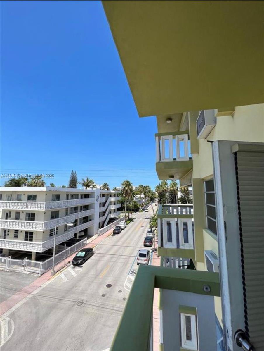 851  Meridian Ave #42 For Sale A11781645, FL
