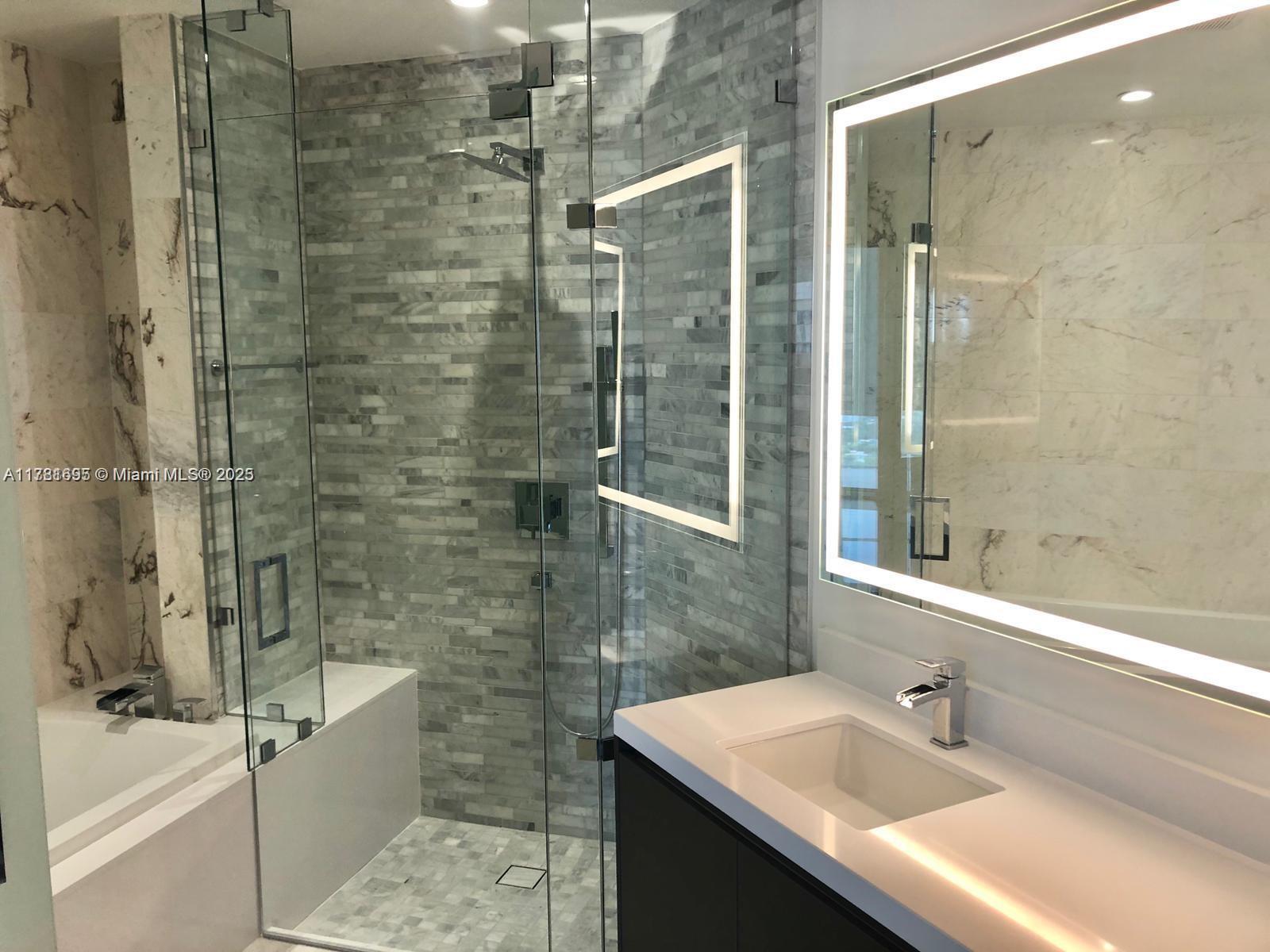 851 NE 1st Ave #4210, Miami FL 33132