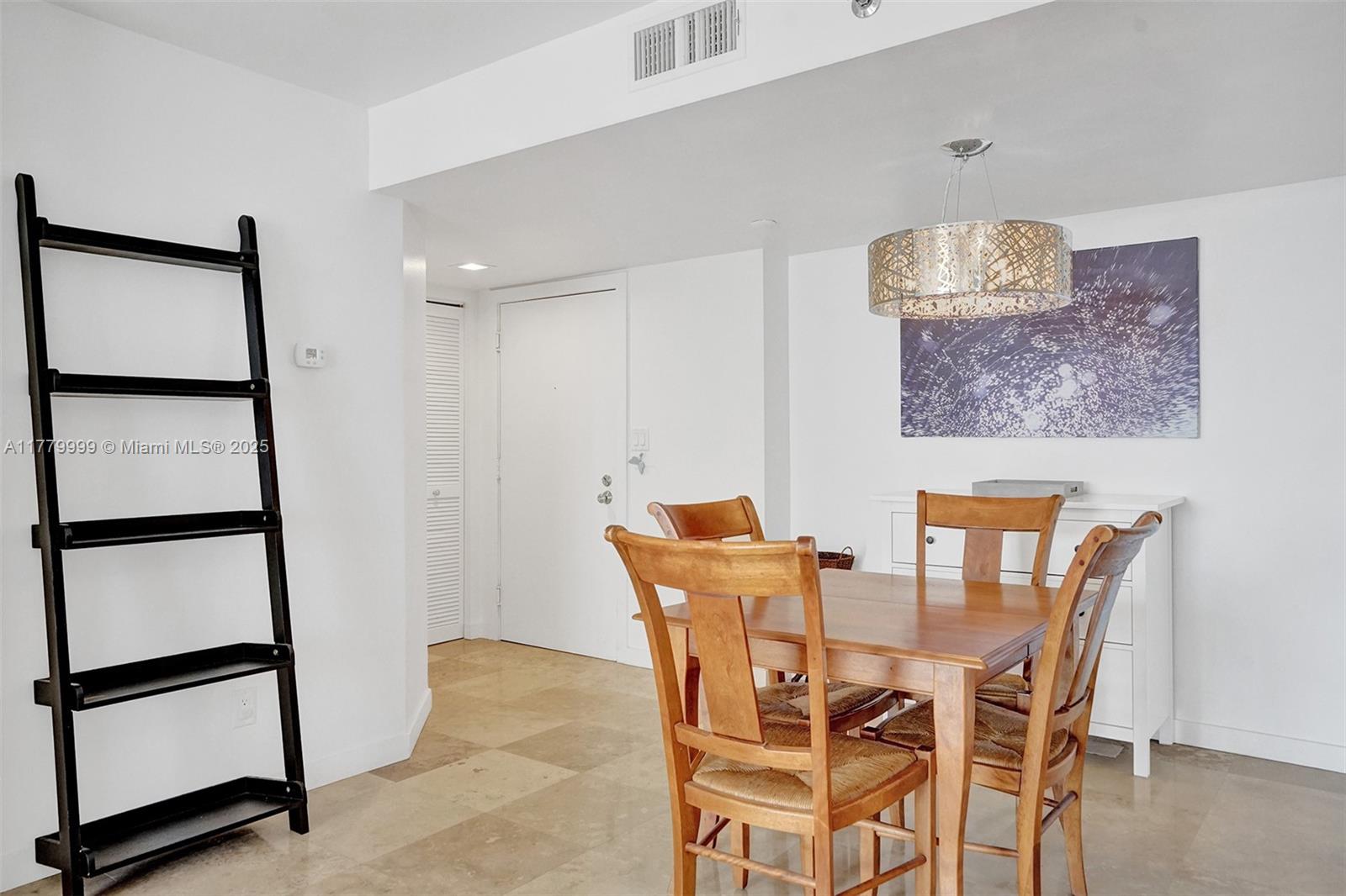 770 Claughton Island Dr #1014, Miami FL 33131