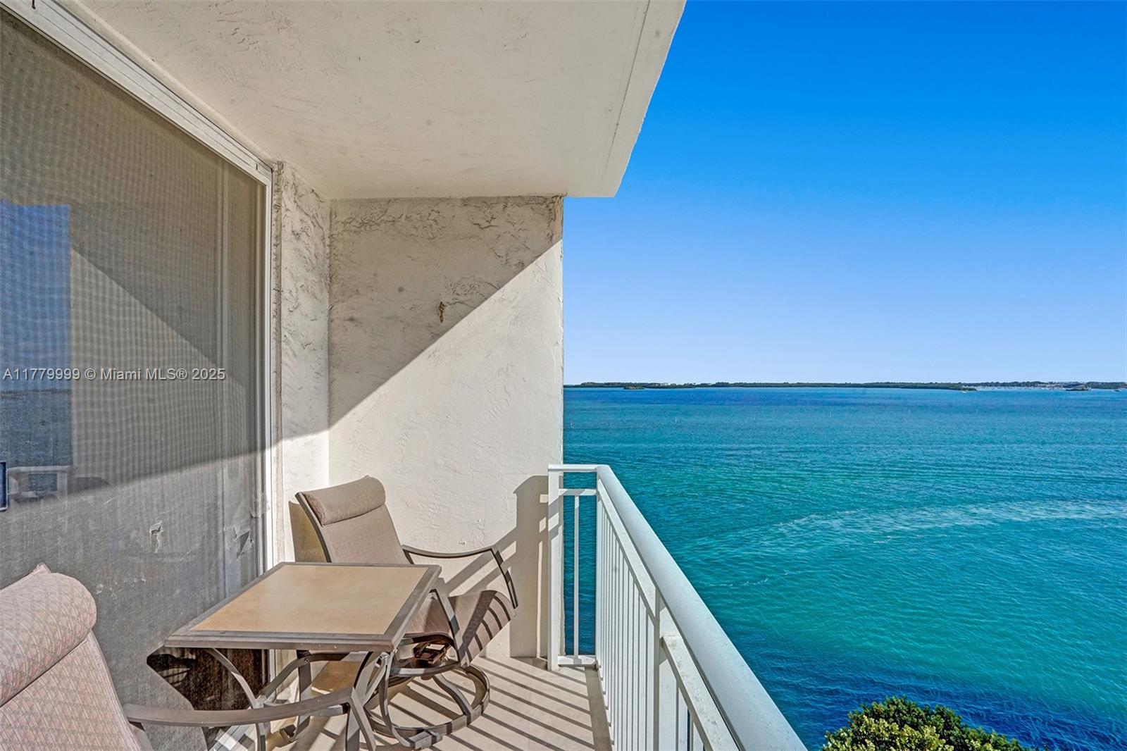 770 Claughton Island Dr #1014, Miami FL 33131