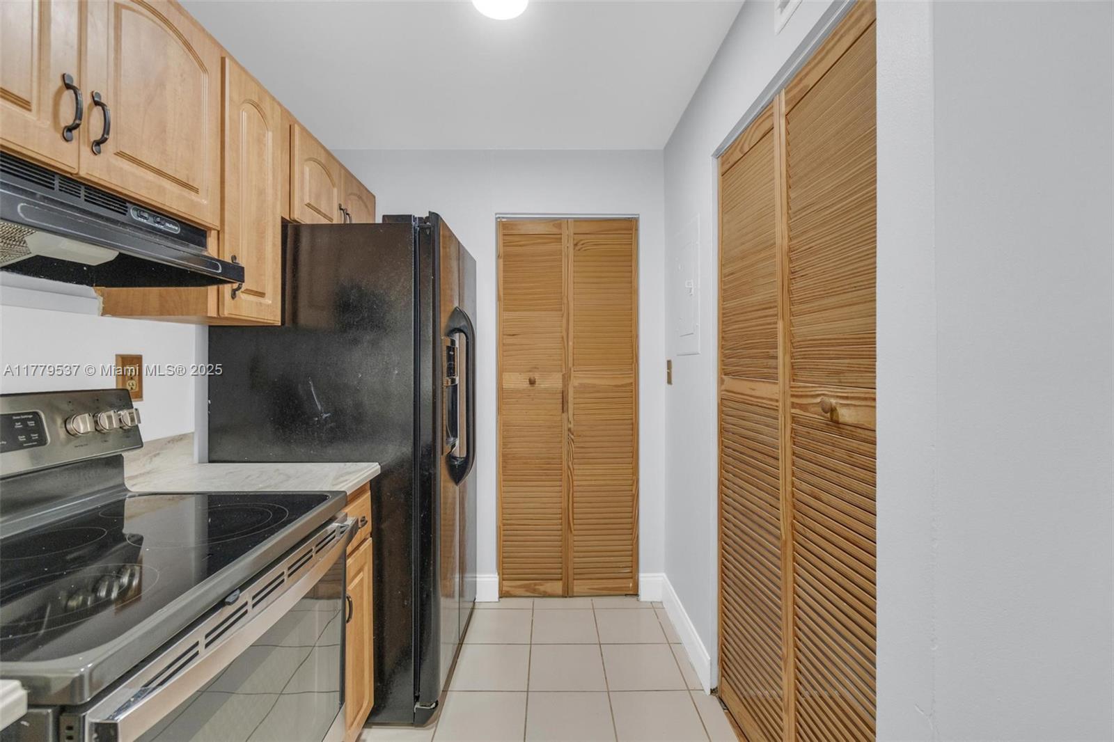 1341 E Golfview Dr #1341, Pembroke Pines, Florida image 6