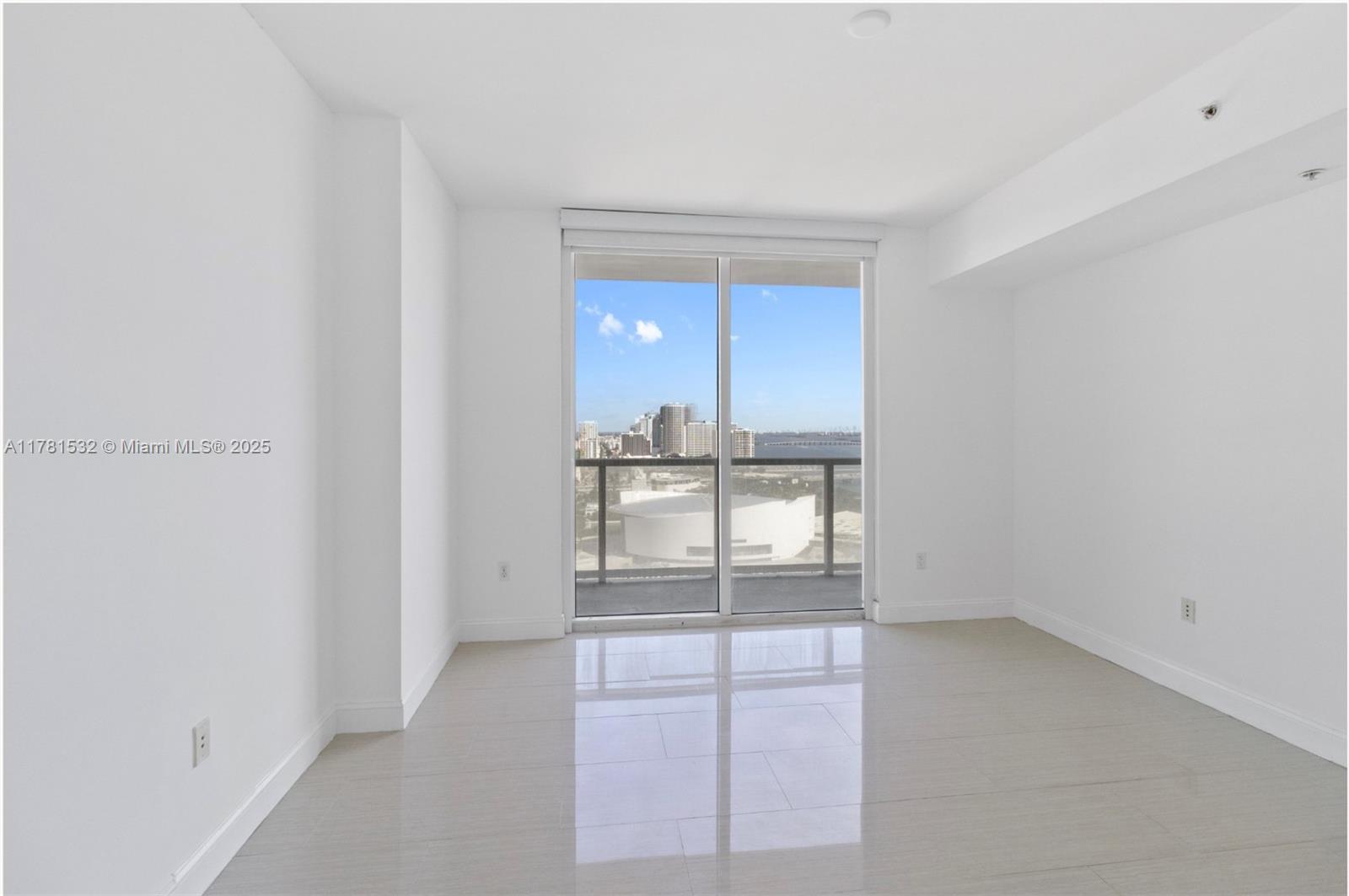 244 Biscayne Blvd #3104, Miami FL 33132