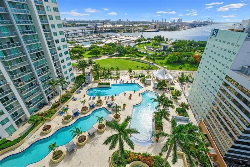 244 Biscayne Blvd #3104, Miami FL 33132