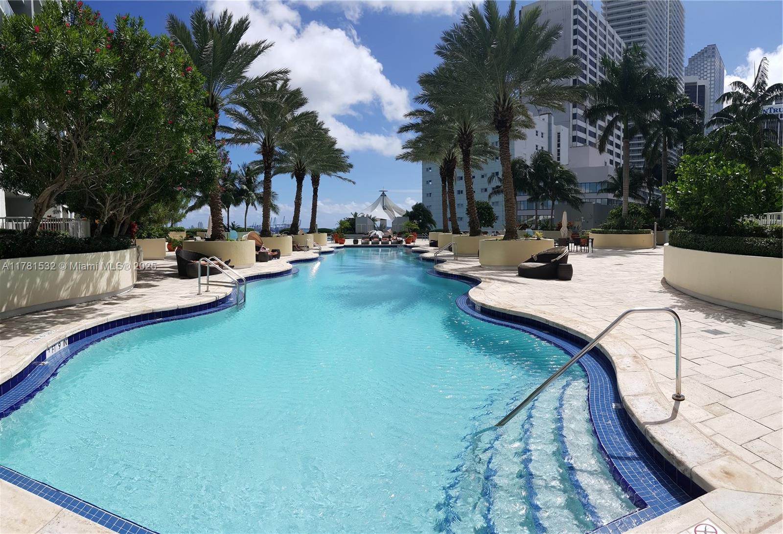 244 Biscayne Blvd #3104, Miami FL 33132