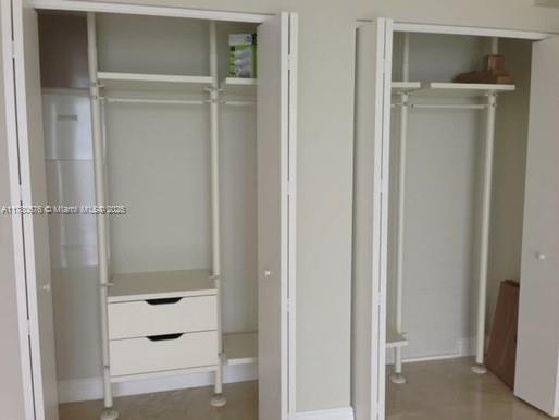 475 Brickell Ave #5110, Miami FL 33131