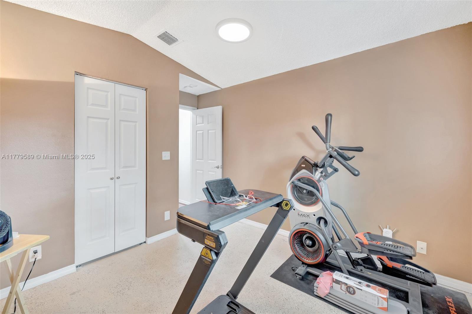 4613 SW 12th St, Deerfield Beach, Florida image 35