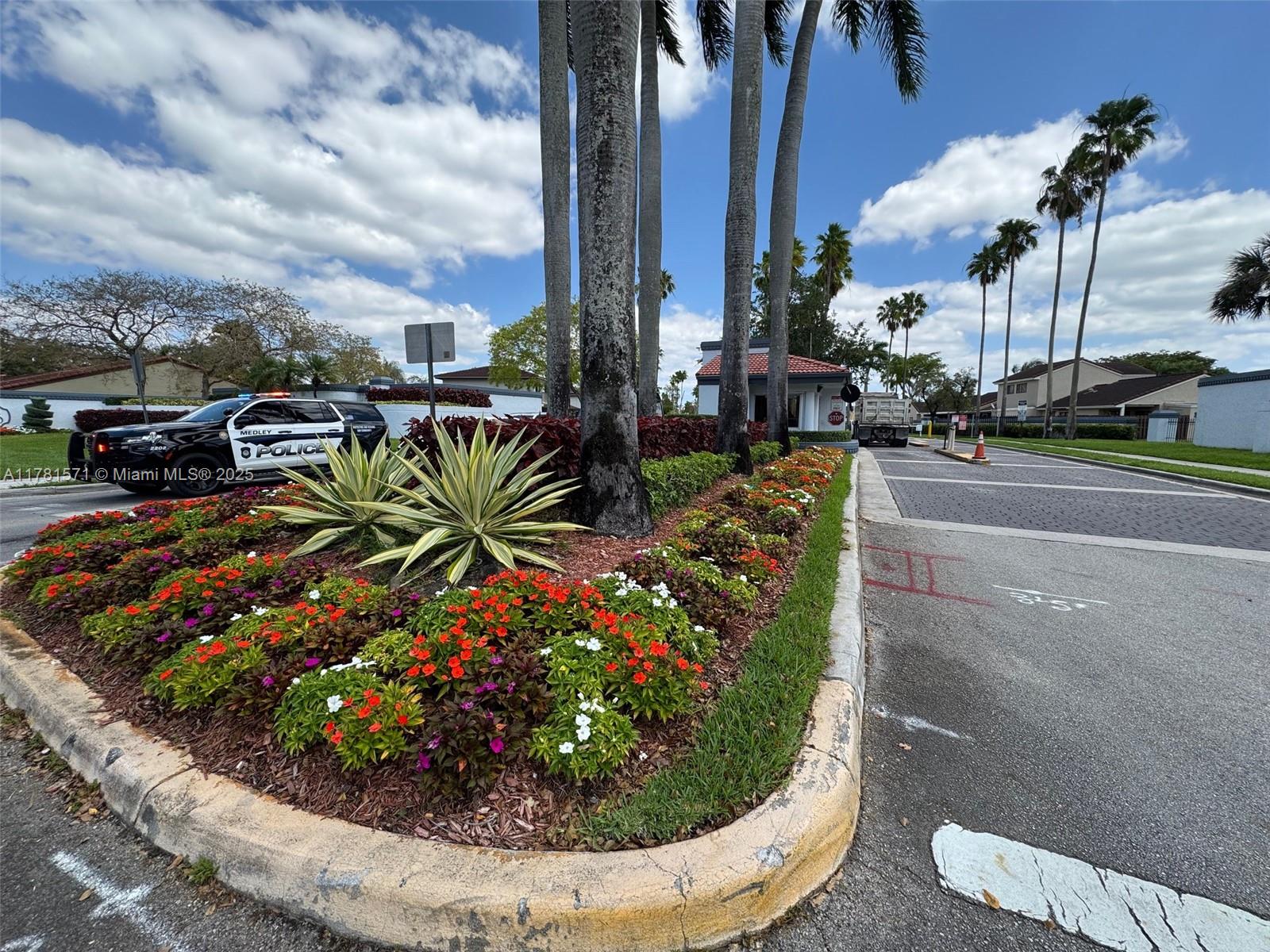17012 NW 66th Ct, Hialeah, Florida image 3