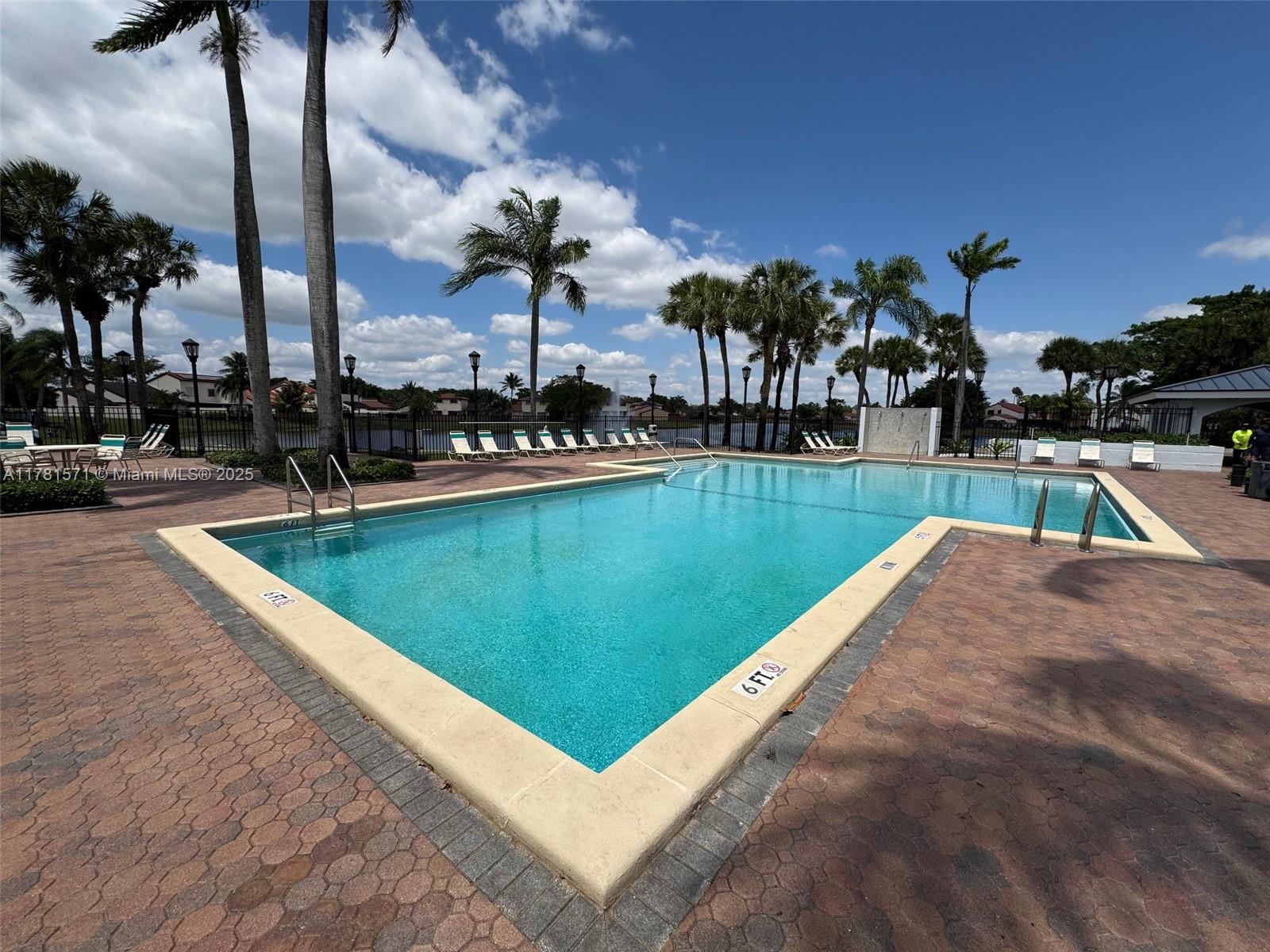 17012 NW 66th Ct, Hialeah, Florida image 36