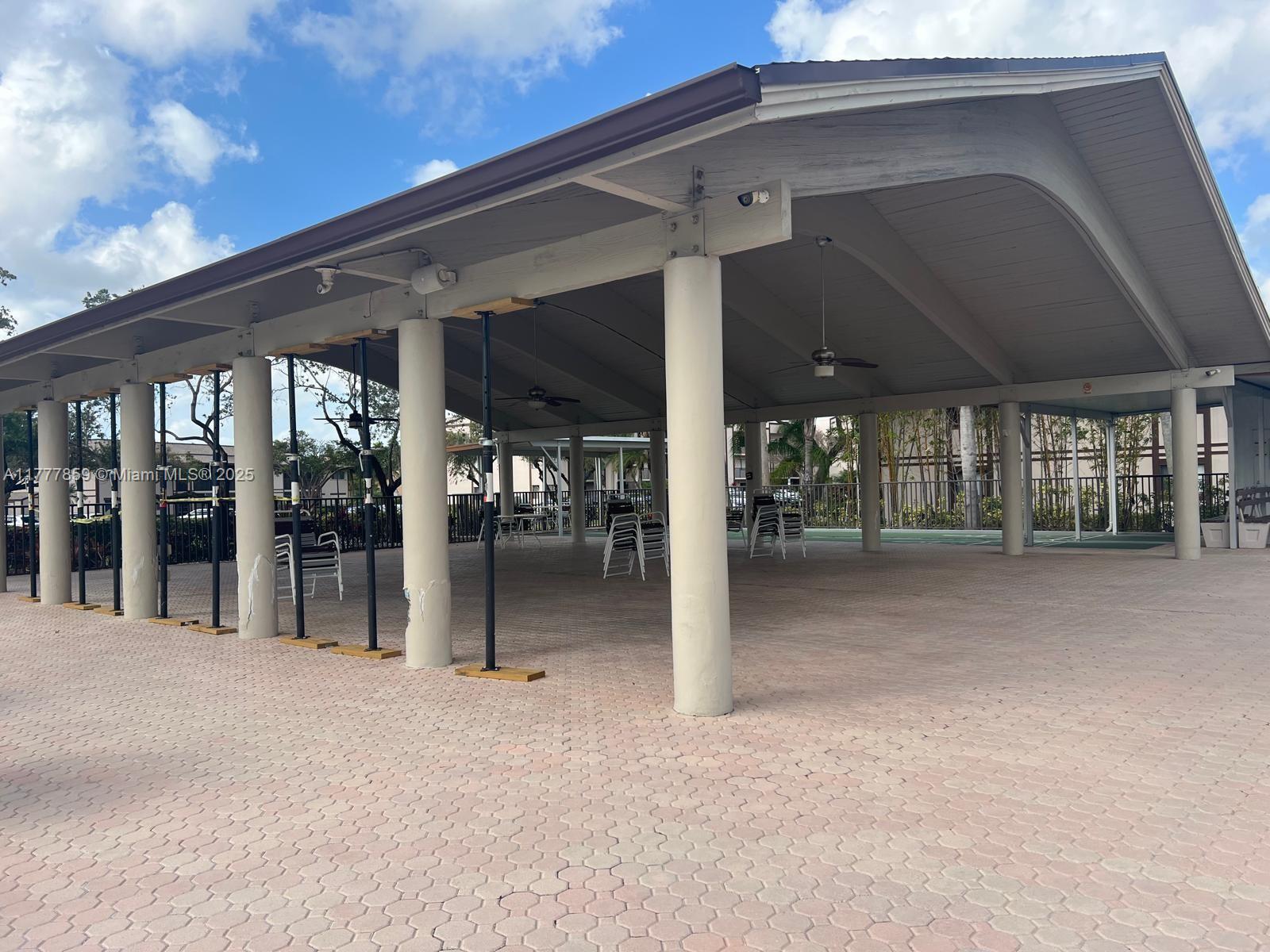 9439 N Belfort Cir #107, Tamarac, Florida image 10