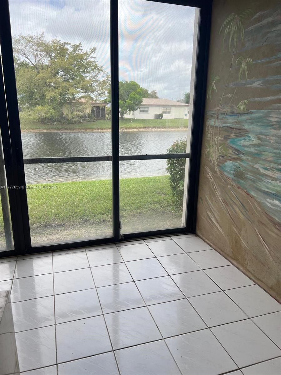 9439 N Belfort Cir #107, Tamarac, Florida image 3