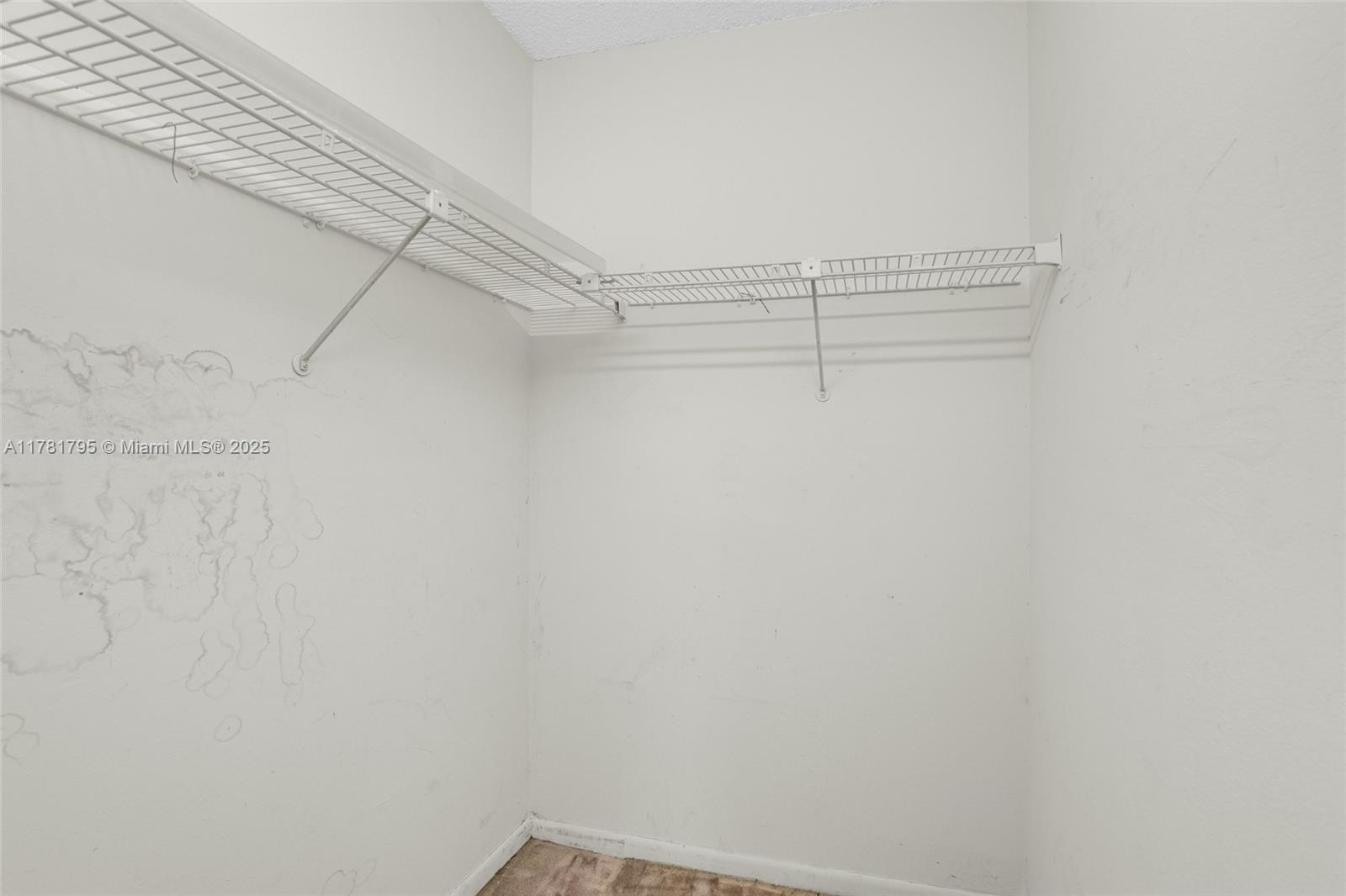 Listing Photo 13