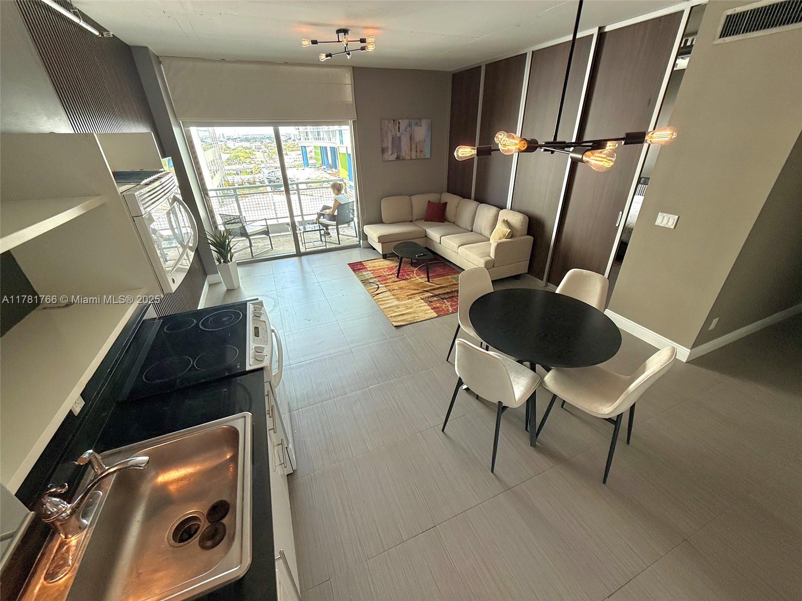 690 SW 1st Ct #1732, Miami FL 33130