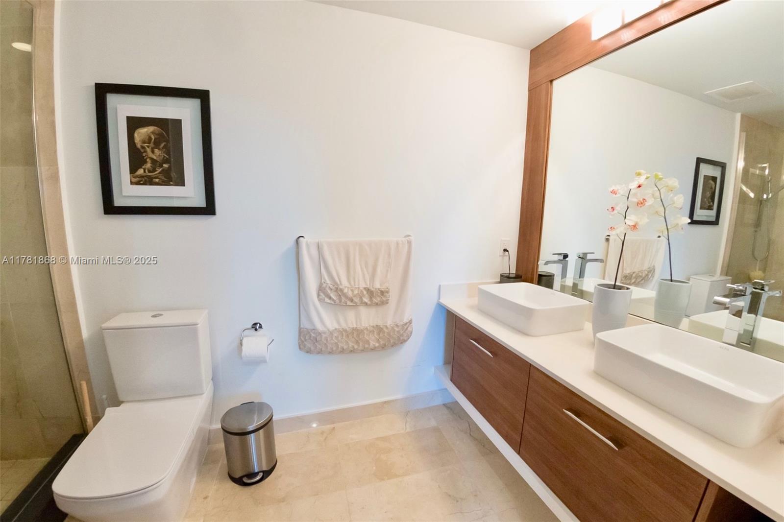 601 NE 27TH ST #802, Miami FL 33137