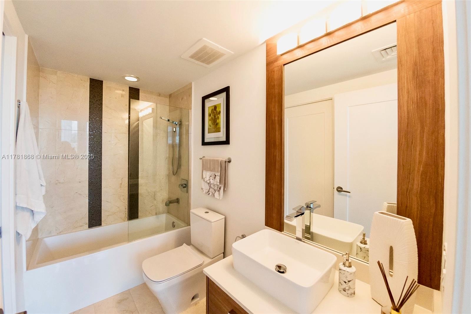 601 NE 27TH ST #802, Miami FL 33137