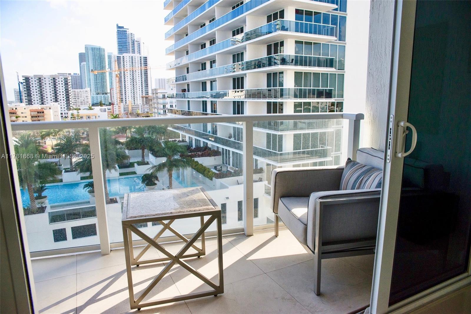 601 NE 27TH ST #802, Miami FL 33137