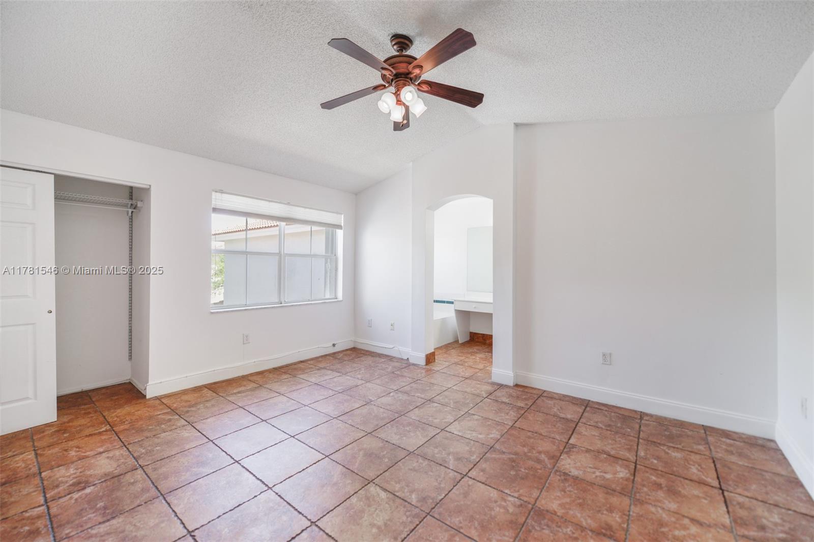1551 Seagrape Way, Hollywood, Florida image 18