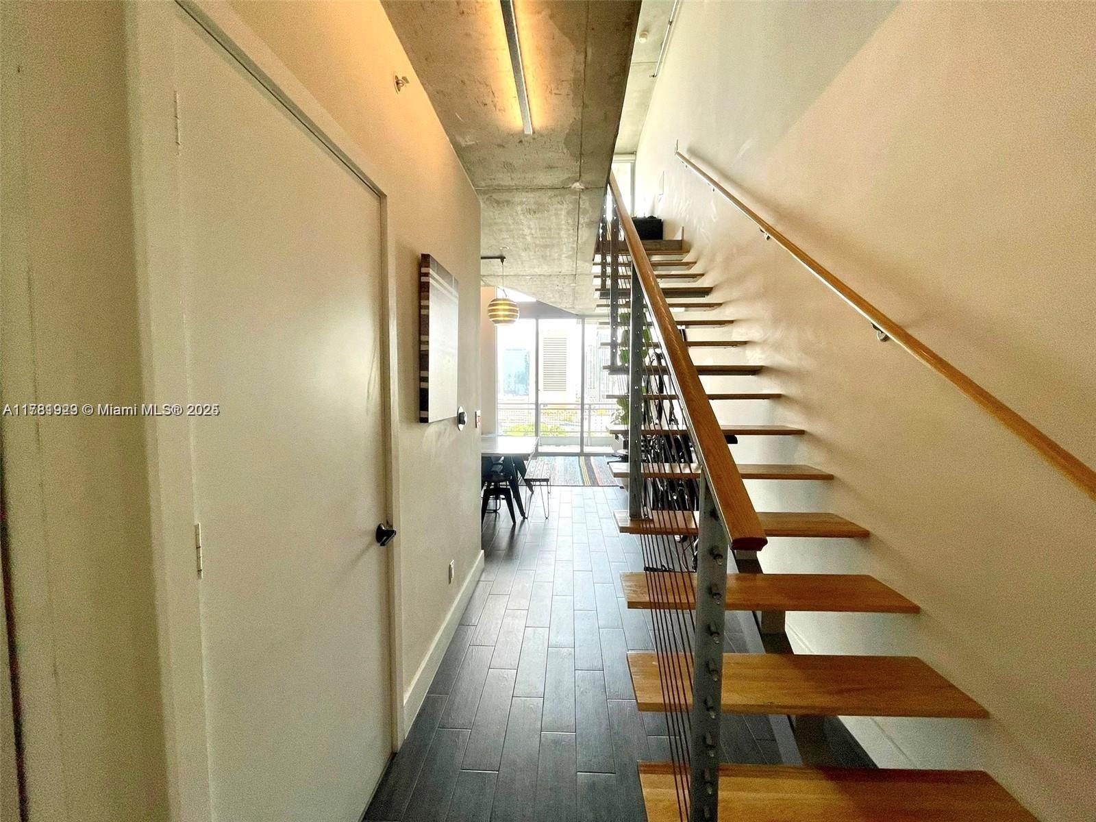 690 SW 1st Ct #2103, Miami FL 33130