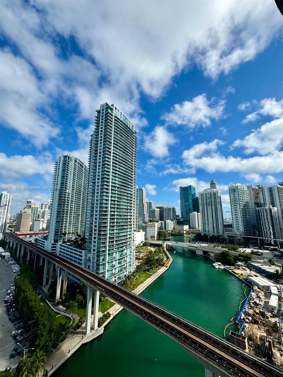 690 SW 1st Ct #2103, Miami FL 33130